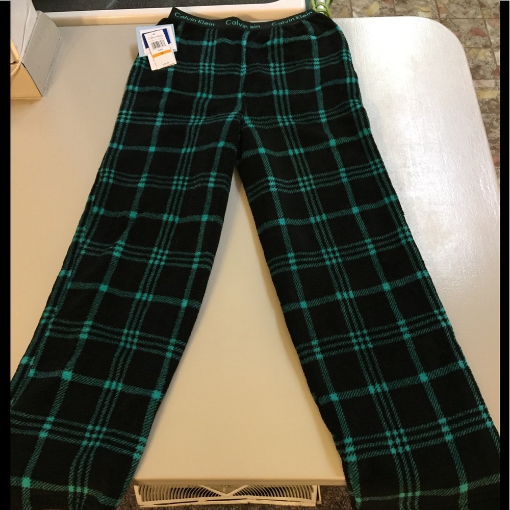 NWT Calvin Klein Sleepwear Pants Kids 7/8